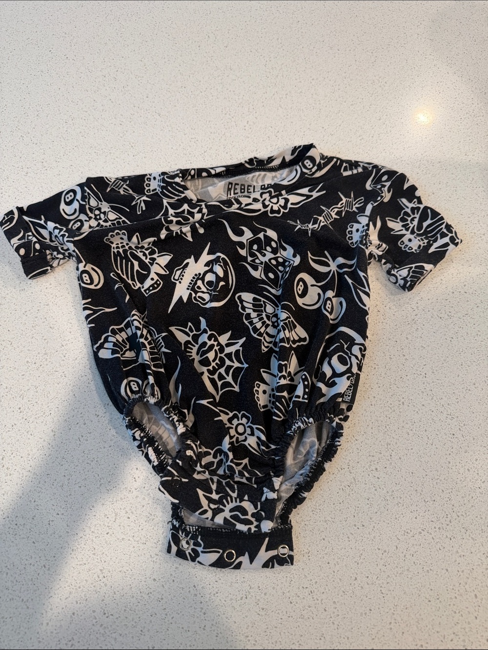 Rebel bro - onesie- bamboo 0-3